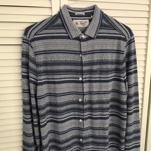 Penguin Brand men’s long sleeve button down shirt